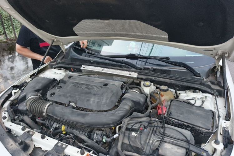 Used Chevrolet Malibu XL 2019 Redline 550T Automatic RuiLian Edition Engine Bay