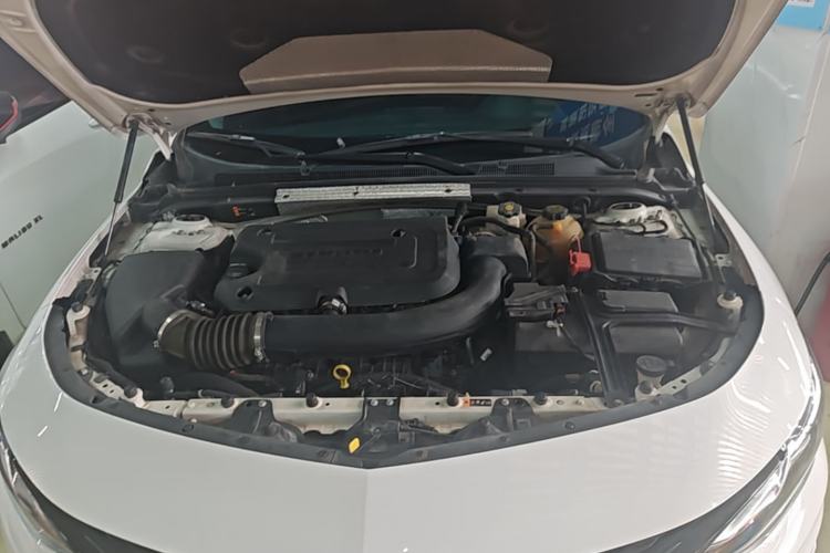 Used Chevrolet Malibu XL 2019 Redline 550T Automatic RuiLian Edition Engine Bay