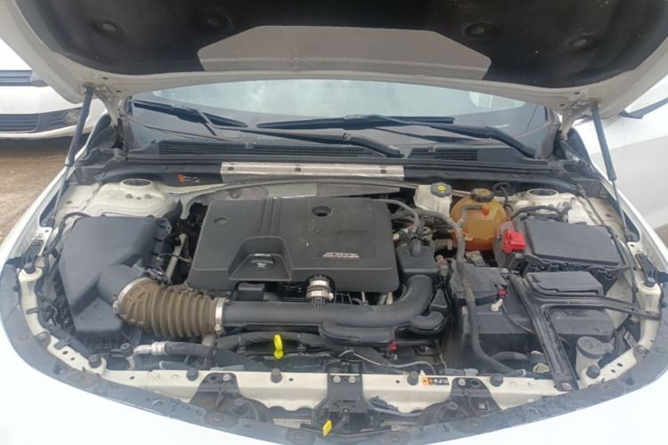 Used Chevrolet Malibu XL 2019 535T CVT Active Version Engine Bay