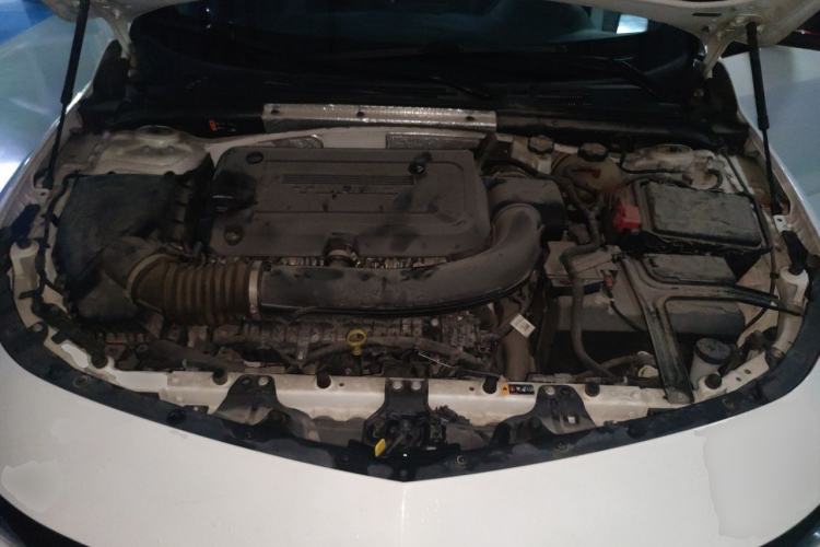 Used Chevrolet Malibu XL 2019 Redline 550T Automatic RuiLian Edition Engine Bay