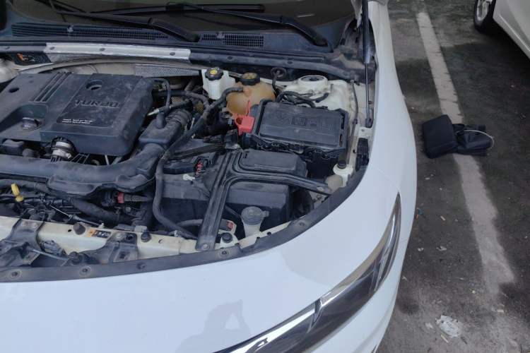 Used Chevrolet Malibu XL 2019 535T CVT Active Version Engine Bay Left