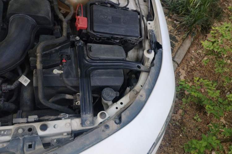 Used Chevrolet Malibu XL 2019 Redline 550T Automatic Smart Edition Engine Bay Left