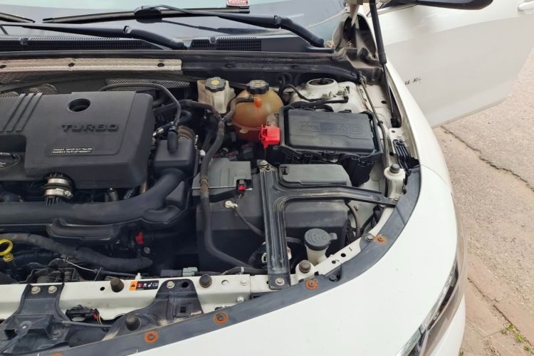 Used Chevrolet Malibu XL 2019 535T CVT Active Version Engine Bay Left