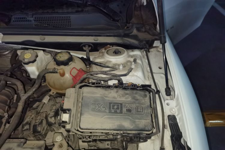 Used Chevrolet Malibu XL 2019 535T CVT Active Version Engine Bay Left
