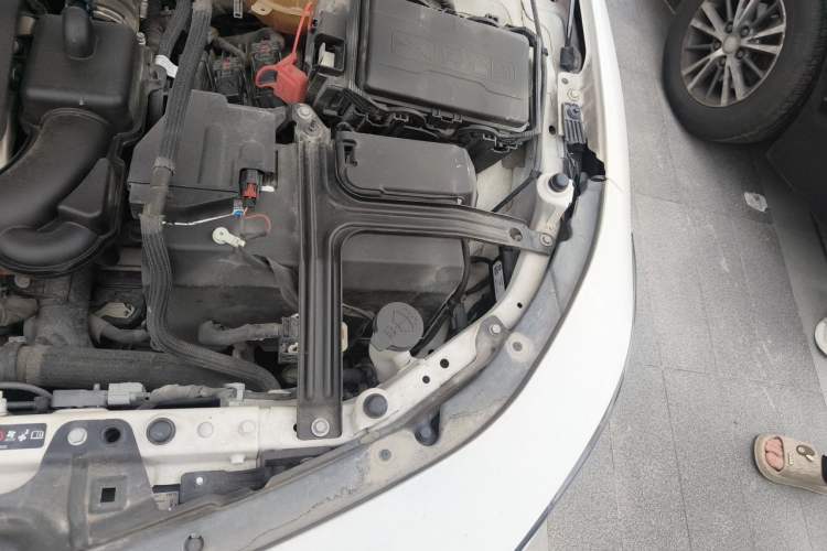 Used Chevrolet Malibu XL 2019 535T CVT Active Version Engine Bay Left