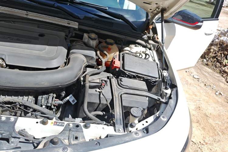 Used Chevrolet Malibu XL 2019 Redline 550T Automatic Sport Edition Engine Bay Left