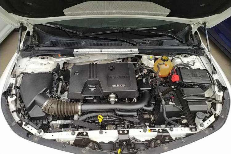 Used Chevrolet Malibu XL 2019 535T CVT Active Version Engine Bay