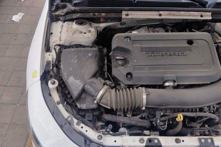 Used Chevrolet Malibu XL 2019 Redline 550T Automatic Sport Edition Engine Bay Right