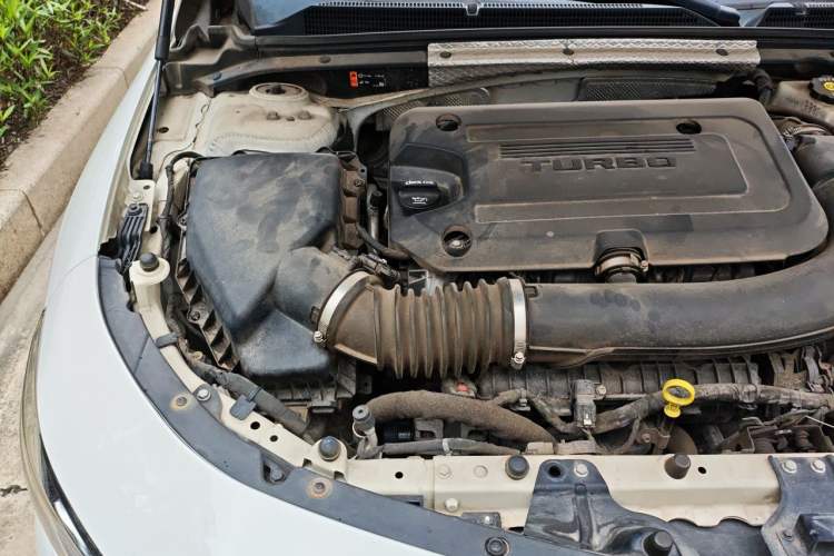 Used Chevrolet Malibu XL 2019 Redline 550T Automatic RuiLian Edition Engine Bay Right
