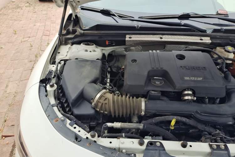 Used Chevrolet Malibu XL 2019 535T CVT Active Version Engine Bay Right