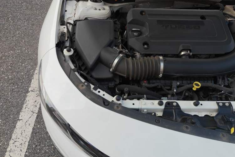 Used Chevrolet Malibu XL 2019 Redline 550T Automatic Sport Edition Engine Bay Right