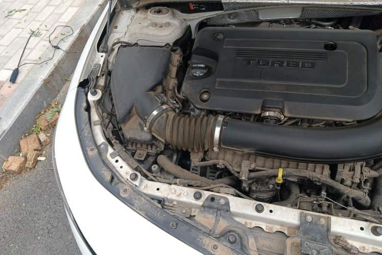 Used Chevrolet Malibu XL 2019 Redline 550T Automatic Sport Edition Engine Bay Right
