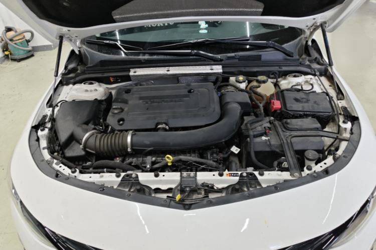 Used Chevrolet Malibu XL 2019 Redline 550T Automatic RuiLian Edition Engine Bay