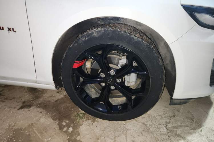 Used Chevrolet Malibu XL 2019 Redline 550T Automatic Sport Edition Exterior 1
