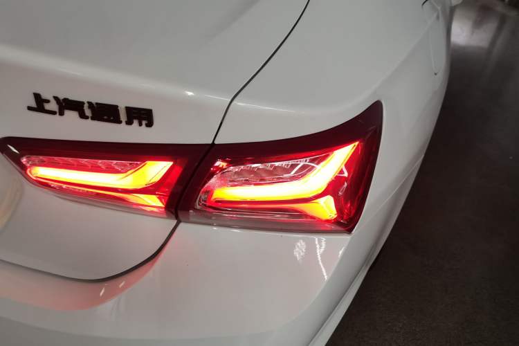Used Chevrolet Malibu XL 2019 Redline 550T Automatic Sport Edition Exterior 3