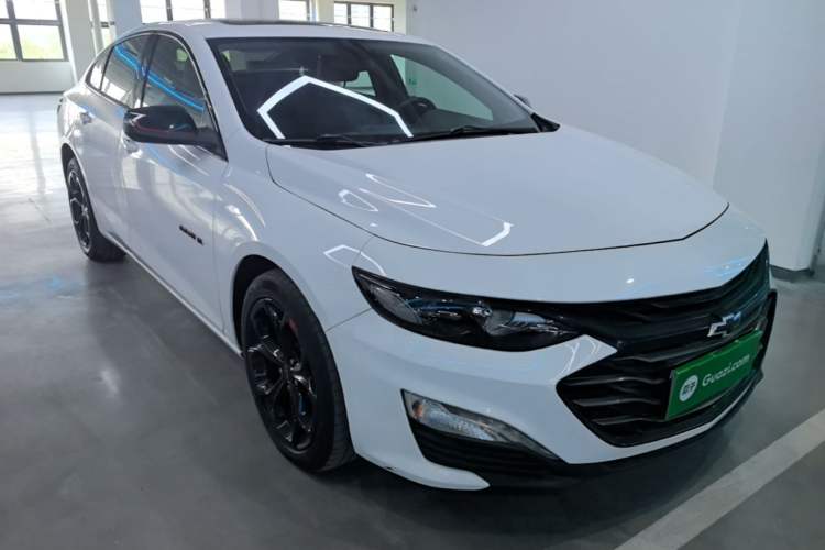 Used Chevrolet Malibu XL 2019 Redline 550T Automatic Sport Edition Front Right 45 Deg