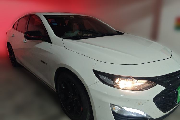 Used Chevrolet Malibu XL 2019 Redline 550T Automatic Sport Edition Front Right 45 Deg
