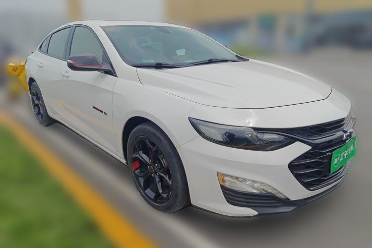 Used Chevrolet Malibu XL 2019 Redline 550T Automatic Sport Edition Front Right 45 Deg