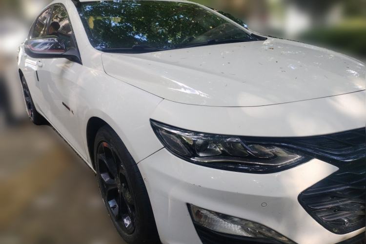 Used Chevrolet Malibu XL 2019 Redline 550T Automatic Smart Edition Front Right 45 Deg