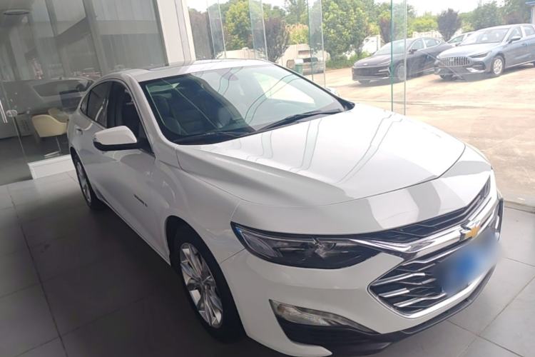Used Chevrolet Malibu XL 2019 535T CVT Active Version Front Right 45 Deg