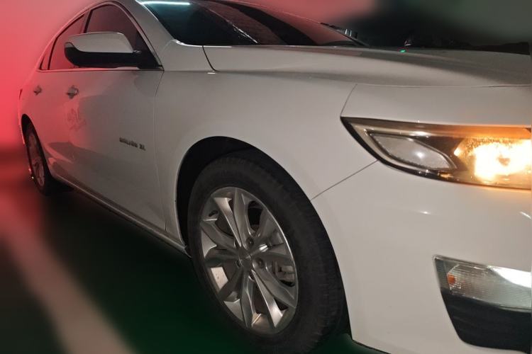 Used Chevrolet Malibu XL 2019 535T CVT Active Version Front Right 45 Deg