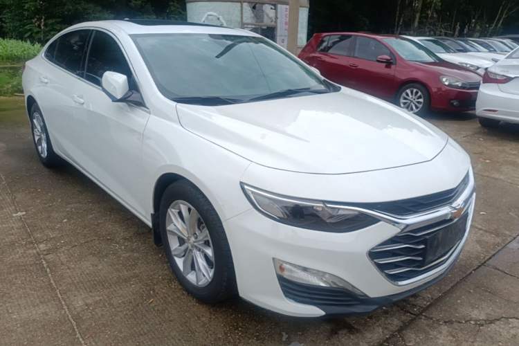 Used Chevrolet Malibu XL 2019 535T CVT Active Version Front Right 45 Deg