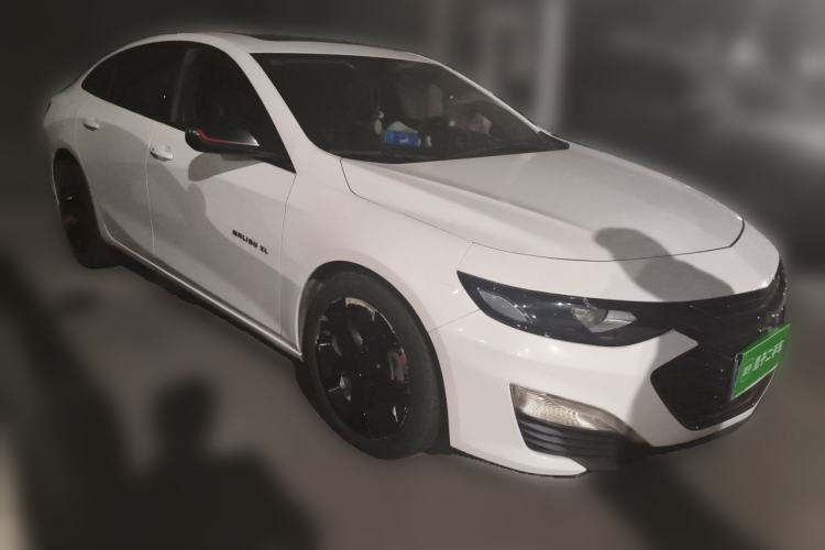 Used Chevrolet Malibu XL 2019 Redline 550T Automatic Sport Edition Front Right 45 Deg