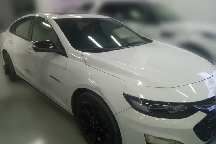 Used Chevrolet Malibu XL 2019 Redline 550T Automatic Sport Edition Front Right 45 Deg