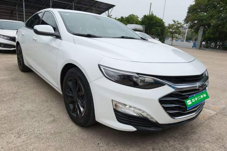 Used Chevrolet Malibu XL 2019 535T CVT Active Version Front Right 45 Deg