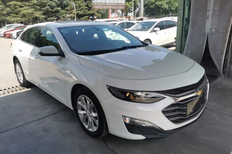Used Chevrolet Malibu XL 2019 535T CVT Active Version Front Right 45 Deg