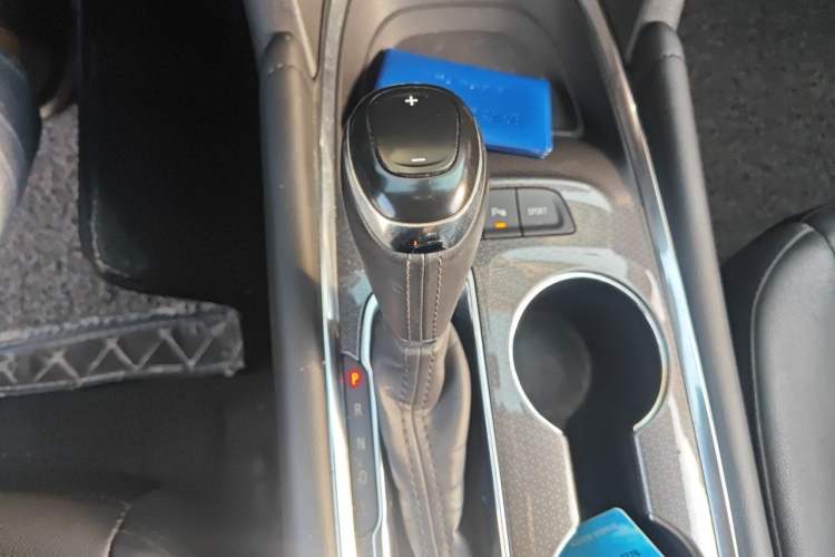 Used Chevrolet Malibu XL 2019 535T CVT RuiLian Edition Gear Lever