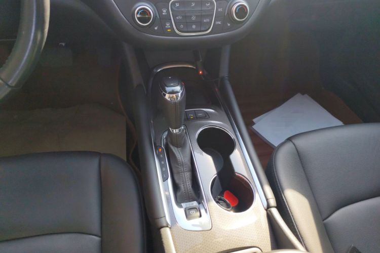 Used Chevrolet Malibu XL 2019 535T CVT Active Version Gear Lever
