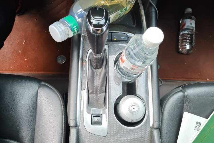 Used Chevrolet Malibu XL 2019 535T CVT Active Version Gear Lever