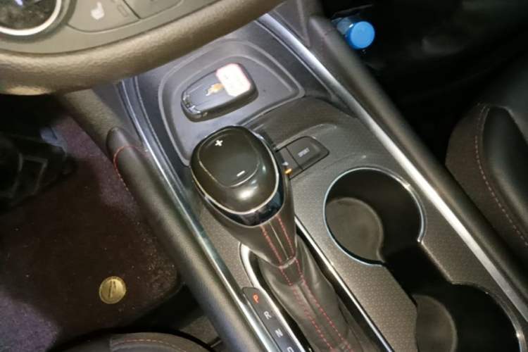 Used Chevrolet Malibu XL 2019 Redline 550T Automatic RuiLian Edition Gear Lever