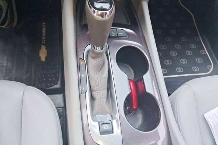 Used Chevrolet Malibu XL 2019 535T CVT Rui Xing Edition Gear Lever