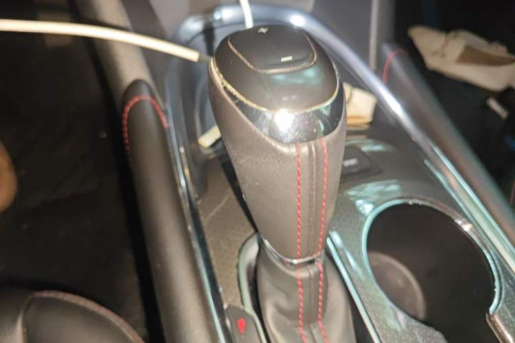 Used Chevrolet Malibu XL 2019 Redline 550T Automatic RuiLian Edition Gear Lever
