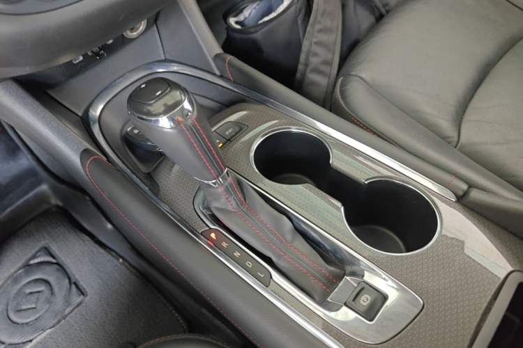 Used Chevrolet Malibu XL 2019 Redline 550T Automatic RuiLian Edition Gear Lever