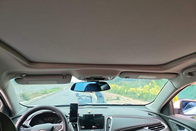 Used Chevrolet Malibu XL 2019 535T CVT Active Version Headliner