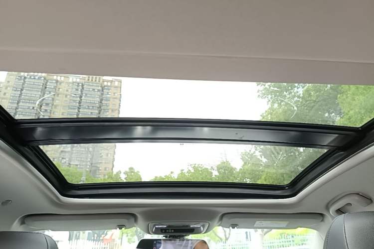 Used Chevrolet Malibu XL 2019 535T CVT Active Version Headliner