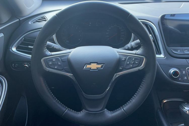 Used Chevrolet Malibu XL 2019 535T CVT Active Version Instrument Cluster