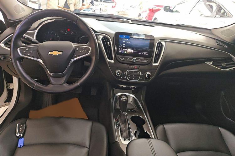 Used Chevrolet Malibu XL 2019 535T CVT Active Version Interior 2