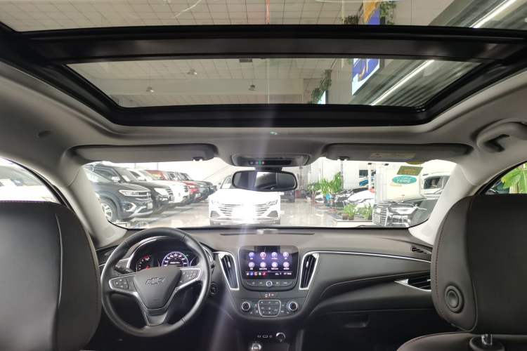 Used Chevrolet Malibu XL 2019 Redline 550T Automatic RuiLian Edition Interior 4