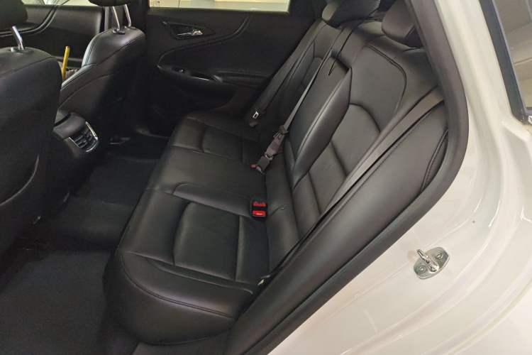 Used Chevrolet Malibu XL 2019 535T CVT Active Version Interior 4