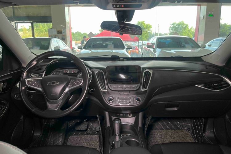 Used Chevrolet Malibu XL 2019 535T CVT Active Version Interior 5
