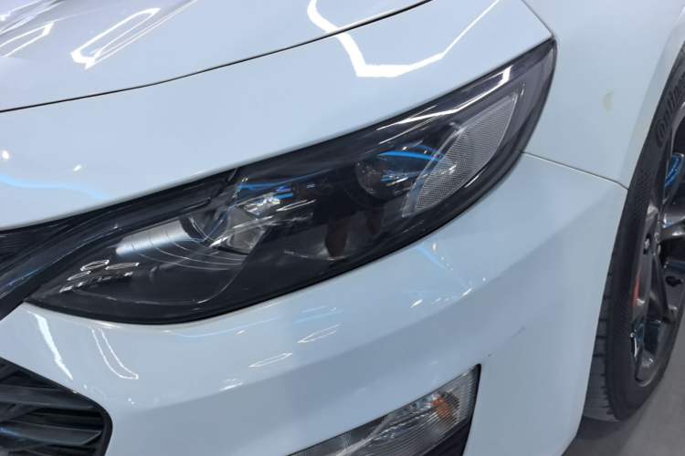 Used Chevrolet Malibu XL 2019 Redline 550T Automatic Sport Edition Left Front Headlight