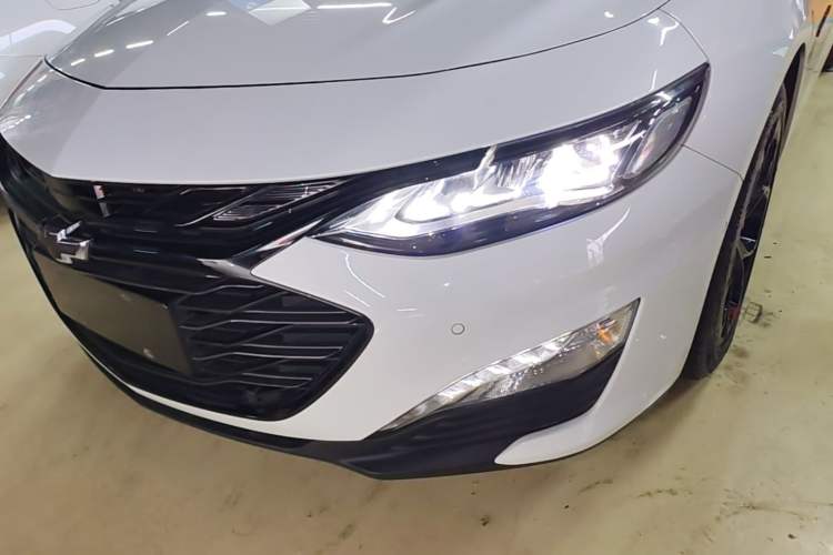 Used Chevrolet Malibu XL 2019 Redline 550T Automatic Smart Edition Left Front Headlight