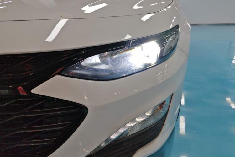 Used Chevrolet Malibu XL 2019 Redline 550T Automatic Sport Edition Left Front Headlight