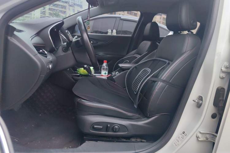 Used Chevrolet Malibu XL 2019 Redline 550T Automatic Sport Edition Left Front Seat