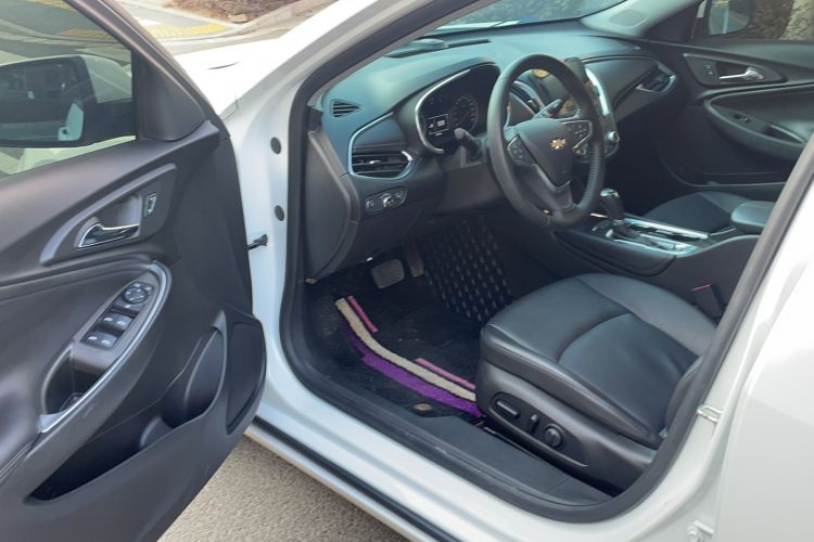 Used Chevrolet Malibu XL 2019 535T CVT Active Version Left Front Seat