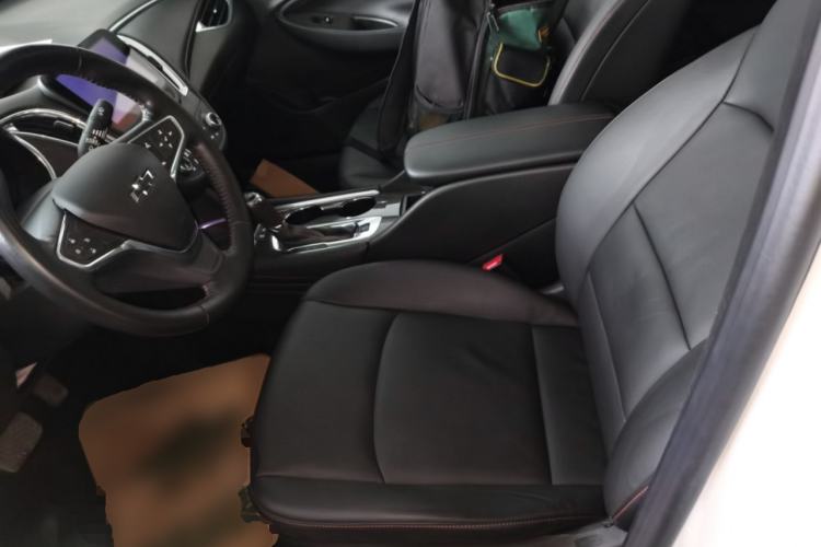 Used Chevrolet Malibu XL 2019 Redline 550T Automatic Sport Edition Left Front Seat